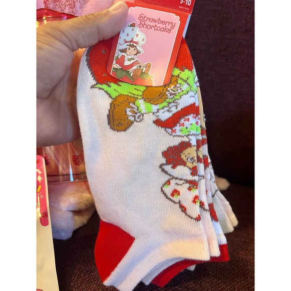 Strawberry shortcake and Hello kitty bundle - Picture 9 of 9